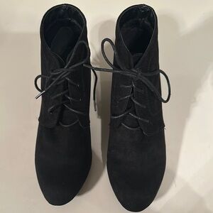 Women's Suede Black Lace-Up Wedge Ankle Boots